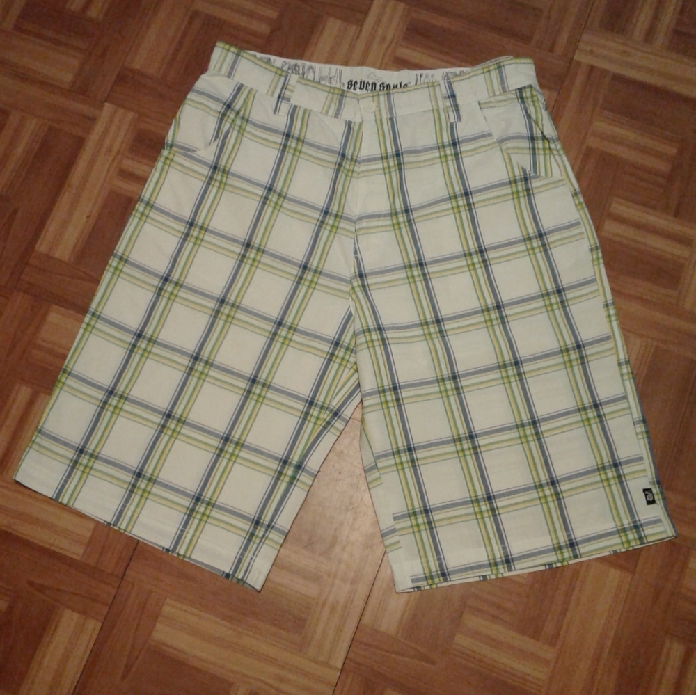 MEN'S SHORTS SZ 38